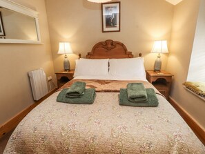 2 bedrooms, individually decorated, individually furnished, free WiFi - Copper Miners Cottage (Caernarfon)