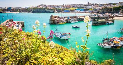 Charming Cottage nr Newquay– Sleeps 5 & Cosy Fire