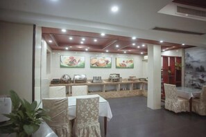 Restaurant - Rujia Pebble Hotel (Baoying Anyi East Road, Baoying Yangzhou) (Baoying)