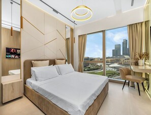 2 chambres, fer et planche à repasser, Wi-Fi, draps fournis