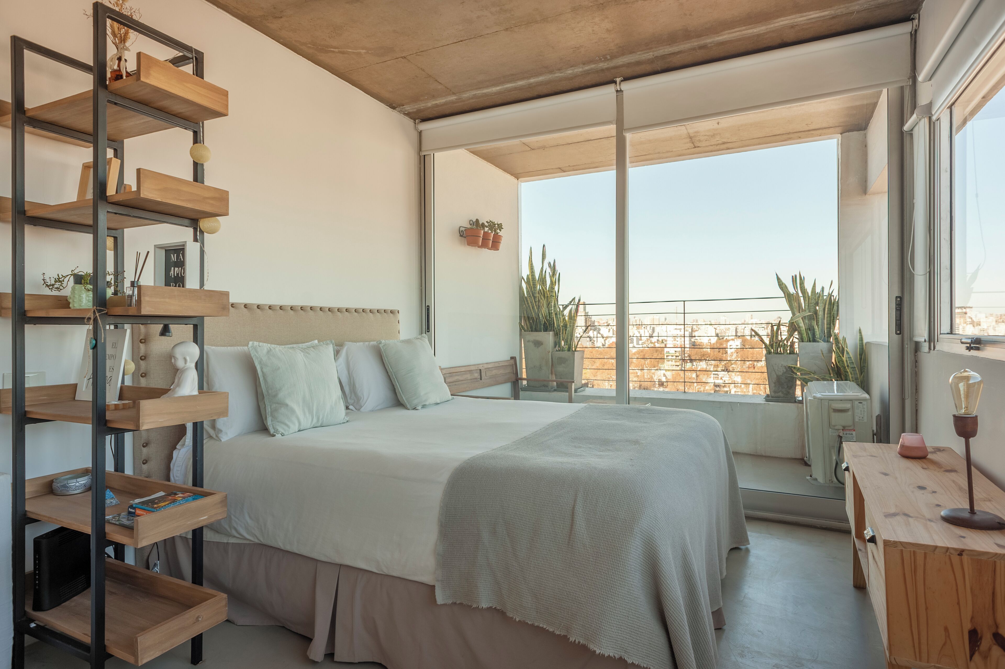 Caja de seguridad en la habitación y sistema de insonorización 