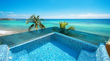 Condo Deluxe, vista a la playa | Terraza o patio