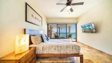 In-room safe, free WiFi