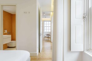 1 bedroom, iron/ironing board, Internet