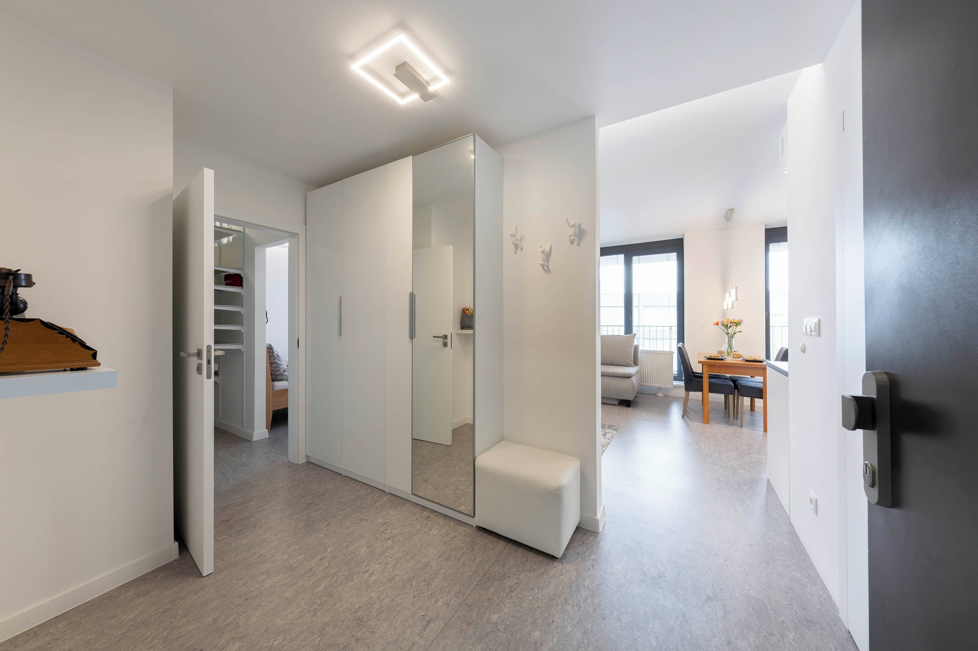 Arena Lake Apartment W/ Free Parking  Excellent Bratislava Location - Bratislava