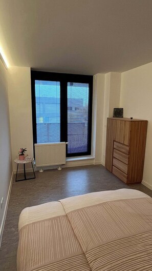 Bügeleisen/Bügelbrett, kostenloses WLAN, Bettwäsche, Rollstuhlgeeignet