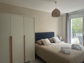 1 bedroom, free WiFi, bed sheets