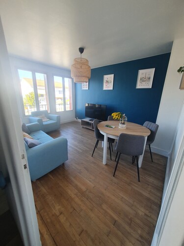 Cosy accommodation and small garden in the heart of Oradour