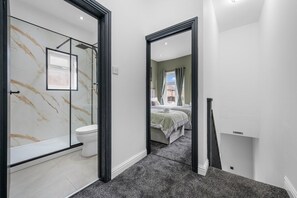 Hair dryer - The Gallery House - Modern 2BR Stay - Sleeps 5 (Greater Manchester)