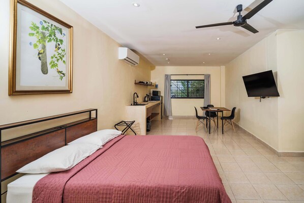 1 chambre, fer et planche Ă repasser, Wi-Fi, draps fournis