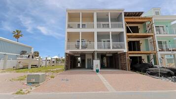 Townhome, 2 Queen Beds (Knock Out) | Exterior