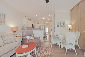 Stadtwohnung, 2 Queen-Betten (Knock Out) | Wohnbereich