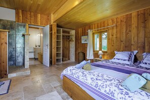 3 bedrooms, iron/ironing board, travel crib, WiFi - Morganetta (Condat-sur-Vézère)