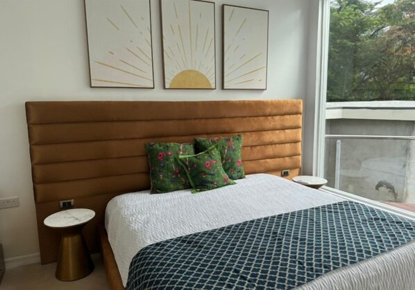 1 bedroom, free WiFi, bed sheets