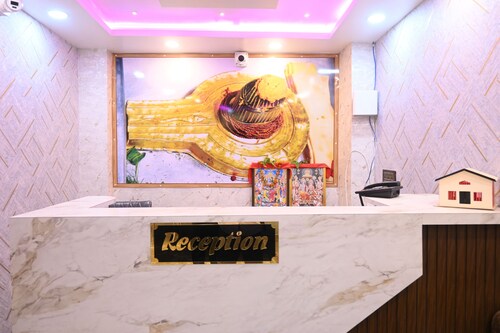 Divya Paying Guest House