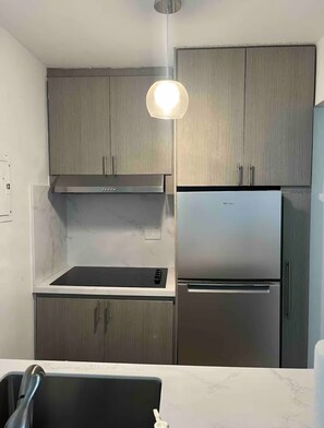 Microondas, placa de cocina