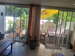 Interior - Charming Creole house (Saint-Paul)