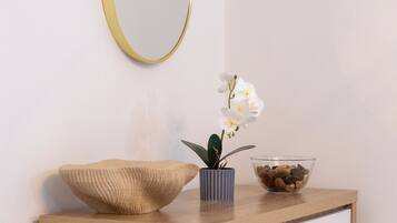 Apartment, Garden View | Living area