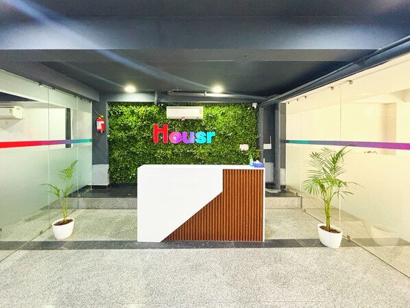 Reception - Housr Sector 45 Gurgaon Near Huda City (Gurugram)