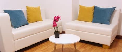 Comfort Double Room | Desk, laptop workspace, iron/ironing board, free WiFi