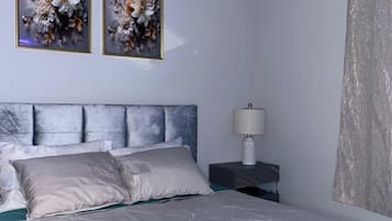 2 chambres, fer et planche Ă repasser, Wi-Fi, draps fournis