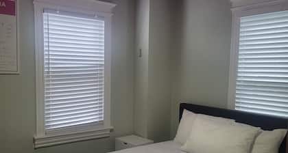 Jersey Shore 7 BR, 3 blocks to the the beach/ boardwalk, casinos