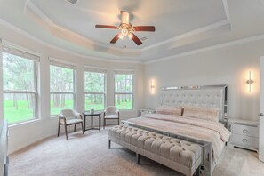 5 chambres, fer et planche à repasser, Wi-Fi, draps fournis