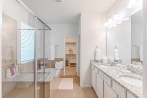 Shower, hair dryer, towels, soap - Mid-Forest 5BR Getaway, huge Backyard & BBQ Grill in The Woodlands, TX (Tomball)