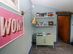 المنشأة من الداخل