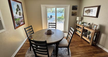 Indian Water Lodge is a waterfront retreat with Dockage, Kayaks, Bikes & More!