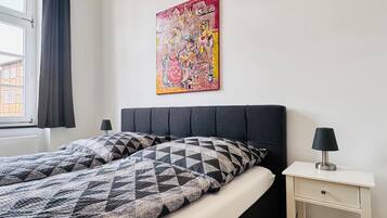 1 bedroom, desk, iron/ironing board, free WiFi