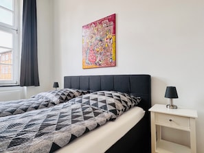 1 Schlafzimmer, Schreibtisch, Bügeleisen/Bügelbrett, kostenloses WLAN