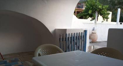Beautiful apartment in Mylopotamos â great value!