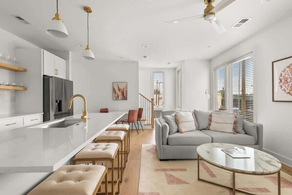 Télévision, espaces bureaux