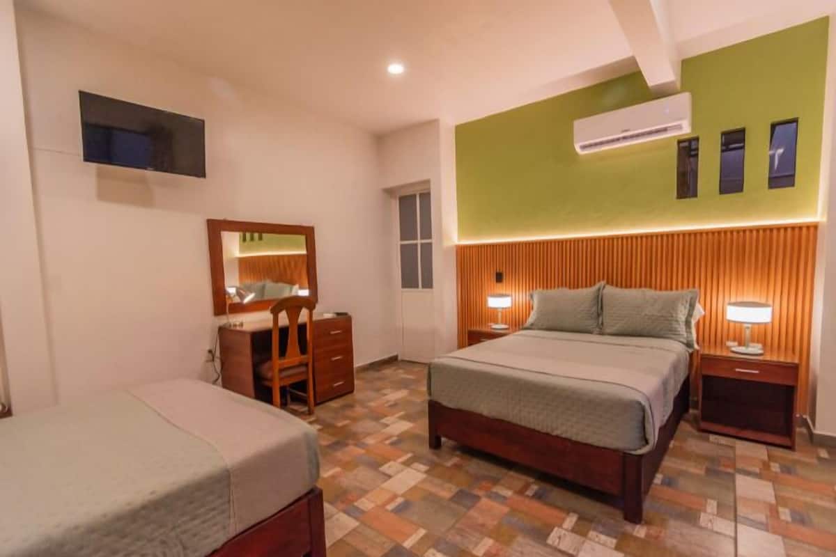 Comfort Loft | Individually furnished, desk, iron/ironing board, free WiFi