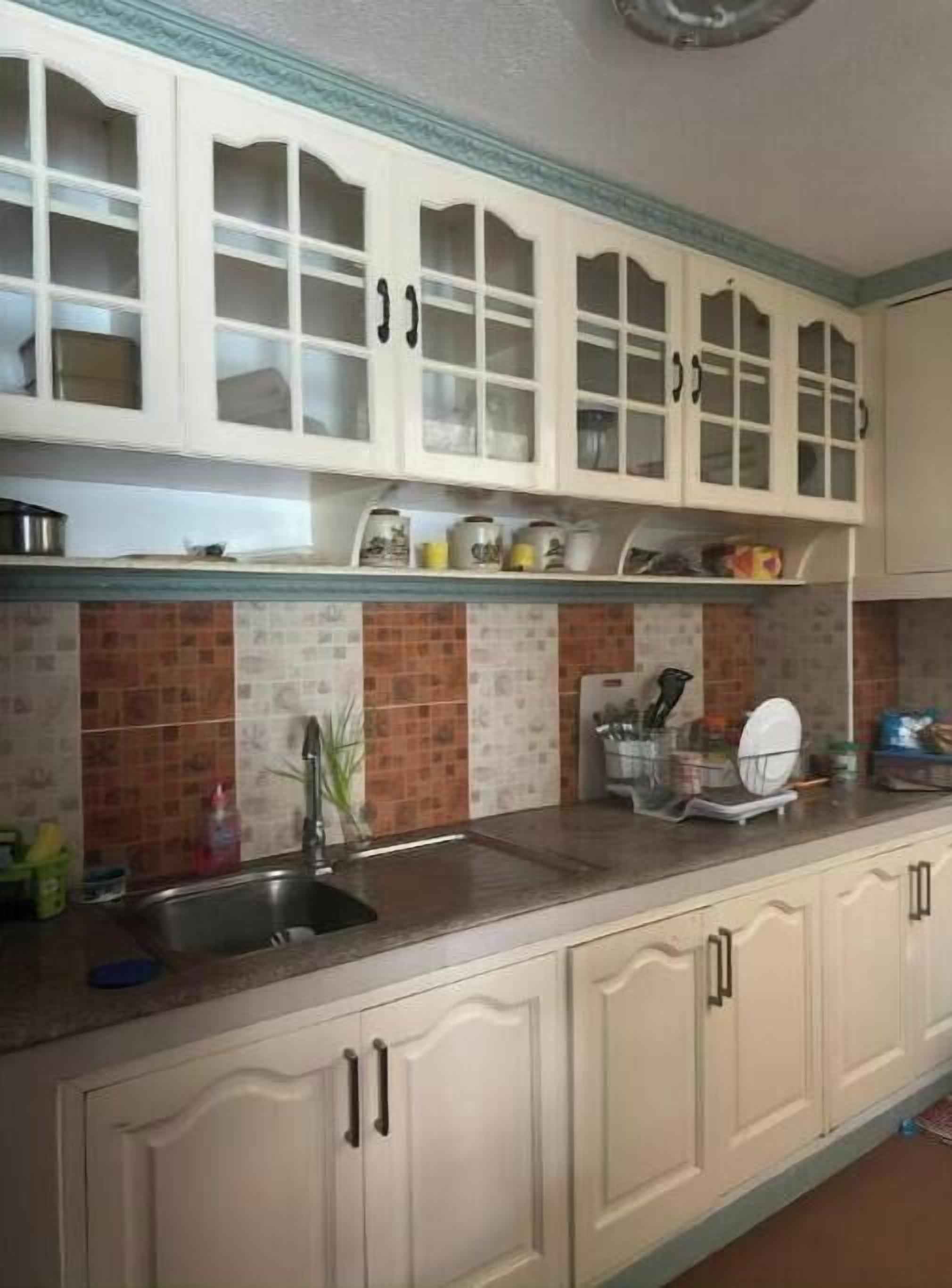 Fridge, microwave, ice maker