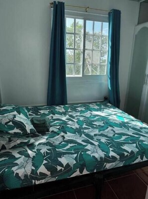 3 Schlafzimmer, Bügeleisen/Bügelbrett, WLAN, Bettwäsche
