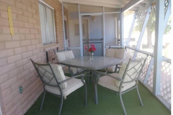Outdoor dining
