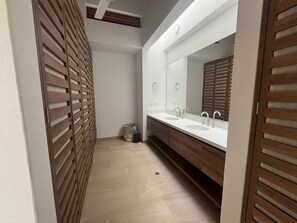 Apartment | Badezimmer