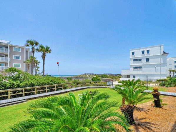 Condo, 1 King Bed with Sofa bed (Beachside Villas 613) | Property grounds