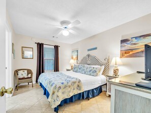 Condo, 1 cama King size y sofá cama (Beachside Villas 613) | 2 habitaciones 