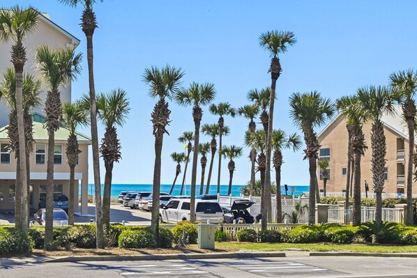 Condo, 1 King Bed with Sofa bed (Caribbean Dunes 105) | Property grounds - Caribbean Dunes 105 (Destin)