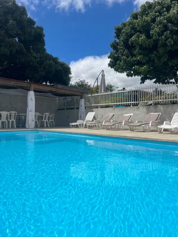 Outdoor pool, a heated pool