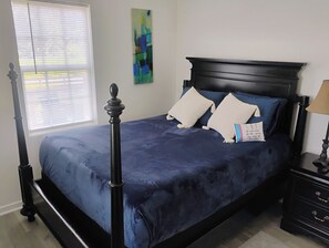 3 Schlafzimmer, Schreibtisch, Bügeleisen/Bügelbrett, kostenloses WLAN