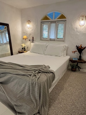 1 bedroom, WiFi, bed sheets - Koa loft - Moitas beach. (Praia de moitas)