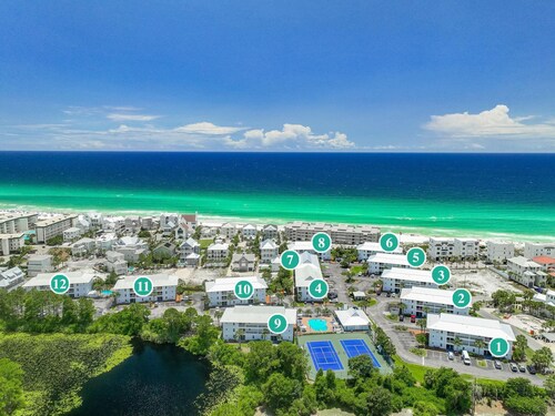 Beachside Villas 823