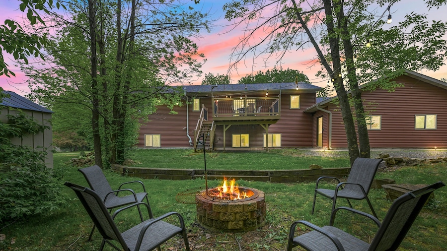 Mosinee Woodland Escape Whole House