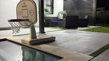 Outdoor pool, a heated pool