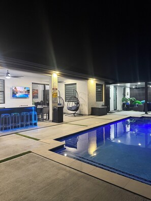 Outdoor pool, a heated pool