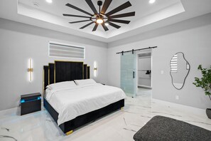 4 Schlafzimmer, Bügeleisen/Bügelbrett, kostenloses WLAN, Bettwäsche